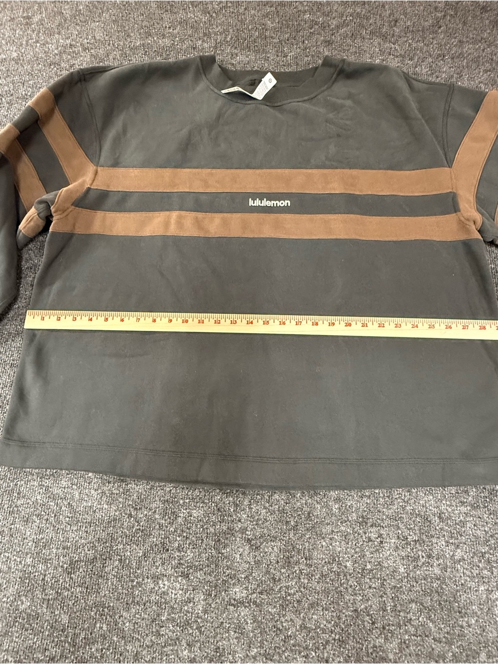 Lululemon  Black W Steady State OS pullover with Brown Stripe